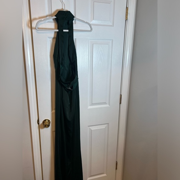 NEW NBD Everett Gown in Green - Picture 6 of 9